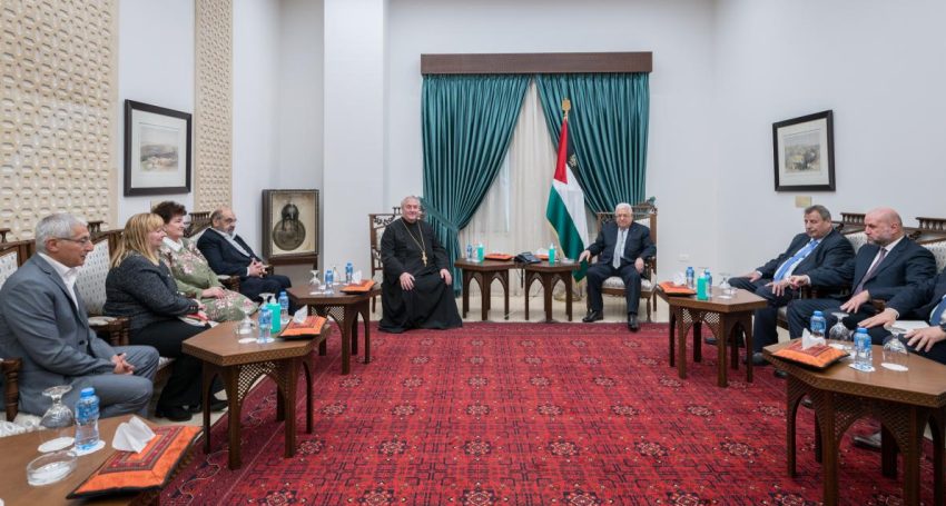 World Council of Churches acting general secretary meets with Palestinian president Mahmoud Abbas