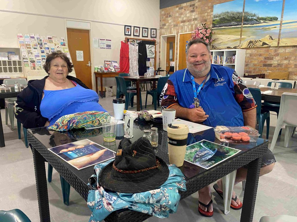 Dianne and Kieran regularly join in The Parish of Kawana Waters’ Tuesday breakfast gathering (October 2023)