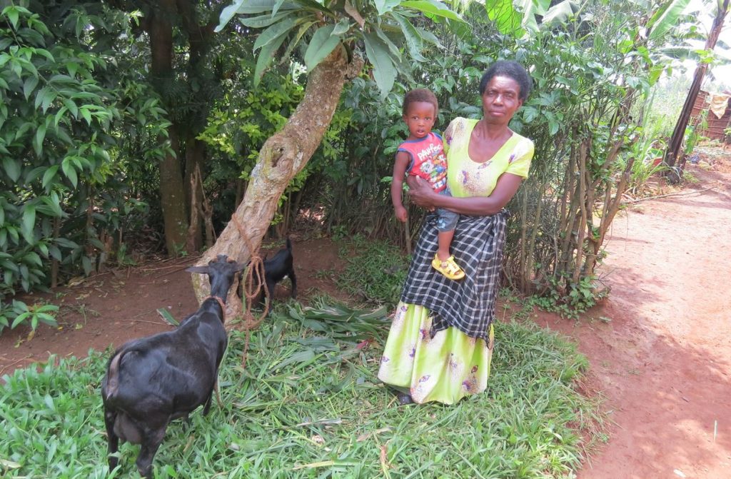 A Rwandan woman with her grandson in Rwandan